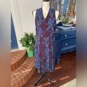 Cabi dress sleeveless with pockets size 10 wine and blue paisley print